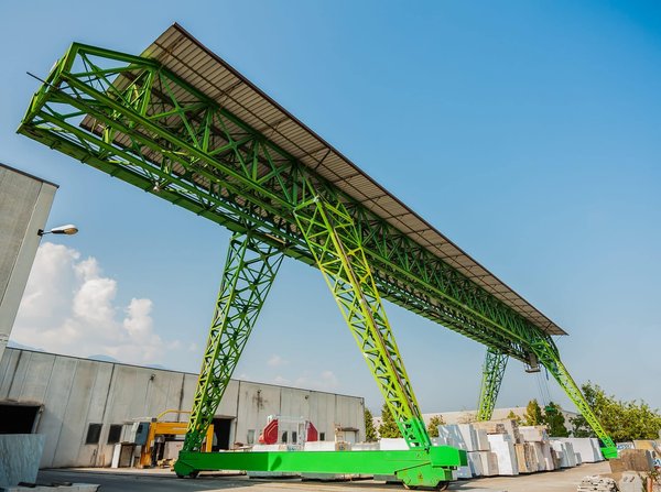 Ponts roulants : sécurité et maintenance dans l'industrie