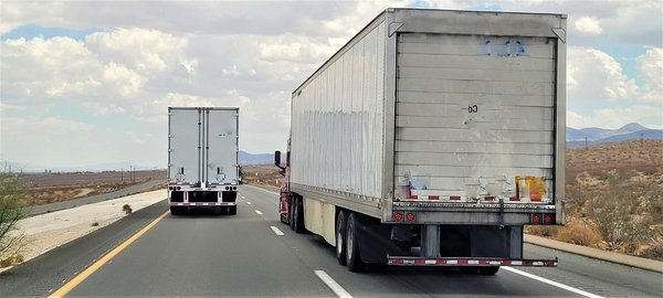 Révolution de la logistique : Les incontournables atouts d'un logiciel de gestion des flux de camions